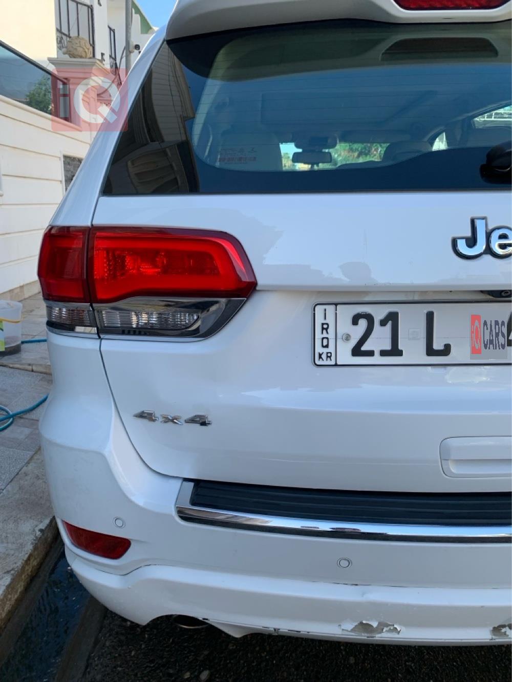 جیپ گراند شیرۆکی